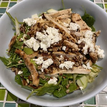 Rachel's Kitchen - Arugula pear salad & chicken. - Breakfast & Brunch Near Me - Henderson, Nevada
