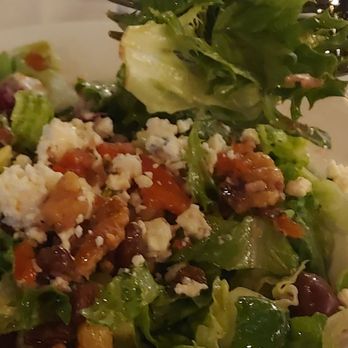 Alla Famiglia - House salad - Italian Near Me - Pittsburgh, Pennsylvania