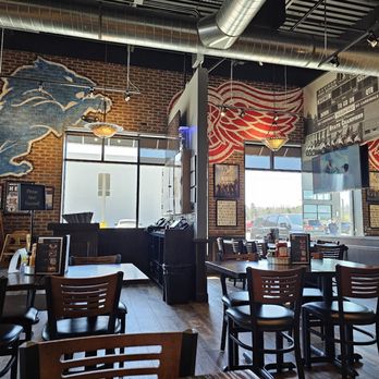 Hamlin Pub - National team mural - Pubs Near Me - Davison, Michigan
