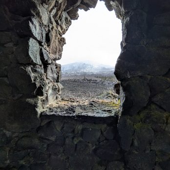 Dee Wright Observatory - Observatories Near Me - McKenzie Bridge, Oregon