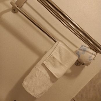 Howard Johnson by Wyndham Norco - Never got the amount of towels needed & nothing fresh. - Hotels Near Me - Norco, California Howard Johnson by Wyndham Norco - Never got the amount of towels needed & nothing fresh. - Hotels Near Me - Norco, California