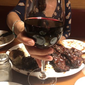 Cattlemens Steakhouse - Glass of red ! Generous pour! - Steakhouses Near Me - Redding, California