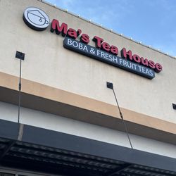 Ma’s Tea House - Store front