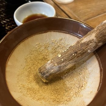 Kyoto Gyukatsu Katsuda - Sesame seeds in grinding sauce bowl - Japanese Near Me - Honolulu, Hawaii