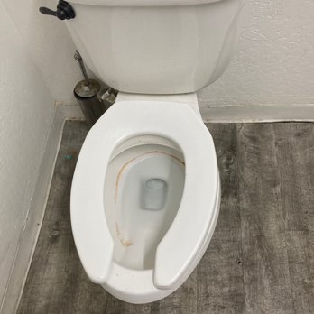 1, 2, Tea - Dirty toilet! - Bubble Tea Near Me - Reno, Nevada