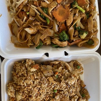 Manee Thai Cuisine - Chicken drunken noodles and garlic chicken fried rice - Thai Near Me - Burton, Michigan Manee Thai Cuisine - Chicken drunken noodles and garlic chicken fried rice - Thai Near Me - Burton, Michigan