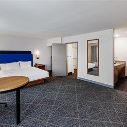 Hampton Inn & Suites by Hilton Tomball Houston NW - Guest room