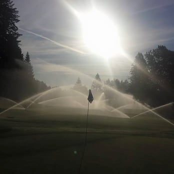 Avondale Golf Course - Early morning watering - Golf Near Me - Hayden, Idaho