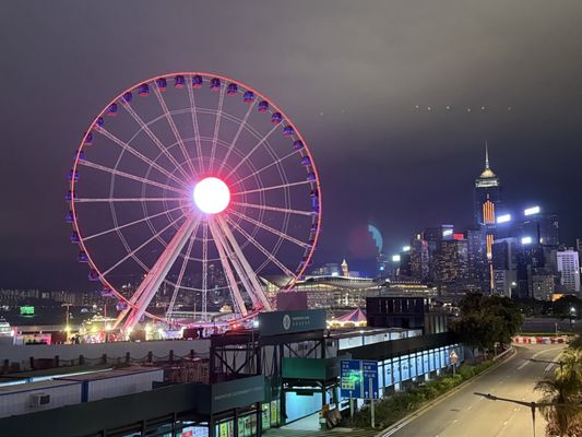 Hong Kong Observation Wheel by null