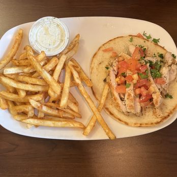Big Tommy's Parthenon - Chicken Gyro - Greek Near Me - Novi, Michigan