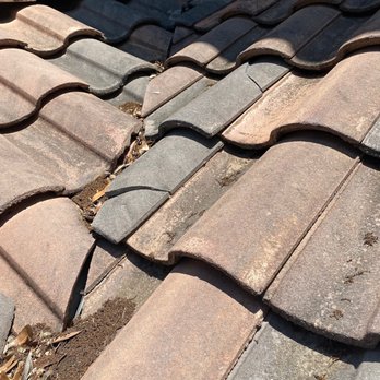 Rain Tech Gutter Solutions - Broken tiles - Gutter Services Near Me - Liberty hill, Texas