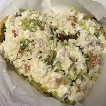 Tacos Unicos - Asada sopes (3) -- delicious!! - Mexican Near Me - Fontana, California