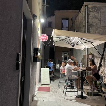 Kepris - Outside - Pizza Near Me - Riomaggiore, SP