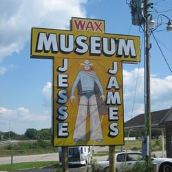 Jesse James Wax Museum - Big olde sign.
