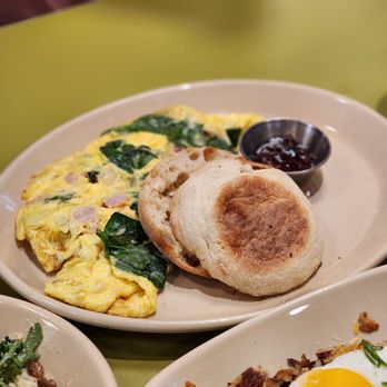 Snooze, an A.M. Eatery - Breakfast & Brunch Near Me - Plano, Texas