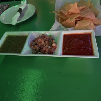 La Chula - Chips and salsa - Tex-Mex Near Me - Rahway, New Jersey