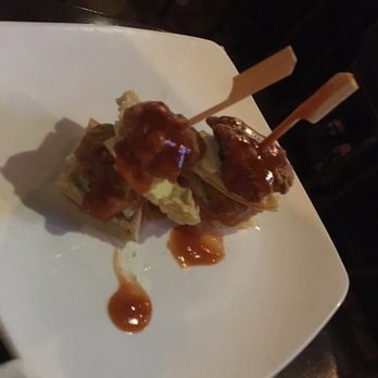 Prime 16 - Waffle chicken bites - Burgers Near Me - New Haven, Connecticut Prime 16 - Waffle chicken bites - Burgers Near Me - New Haven, Connecticut