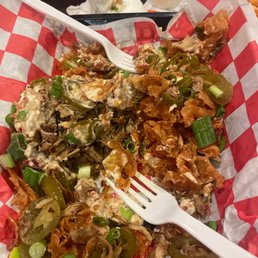 1/2 order of nachos