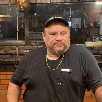 Black's Barbecue Lockhart - MANUEL the meat man! A Black's superstar! - Barbeque Near Me - Lockhart, Texas