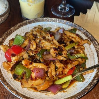 Jade Eatery & Lounge - Schezwan chicken - Asian Fusion Near Me - Hicksville, New York