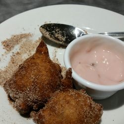 Peach Valley Cafe - Yum! The apple fritters are scrumptious!