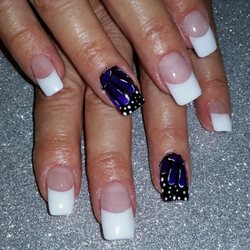 Beth Does Nails