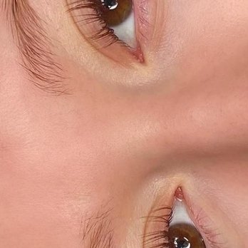 Thatangietech - Classic cat eye, brown lashes - Skin Care Near Me
