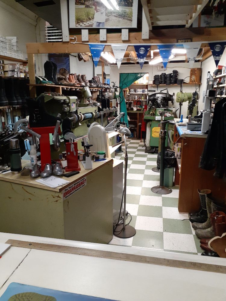 GREENVILLE SHOE HOSPITAL Updated August 2024 163 Main St