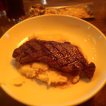 Twisted Tavern - Burgers Near Me - St Peters, Missouri