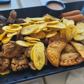 Palo Restaurant - Appetizer platter. - Seafood Near Me - Isabela, Puerto Rico Palo Restaurant - Appetizer platter. - Seafood Near Me - Isabela, Puerto Rico