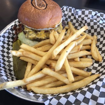 STP Bar-N-Grill - Bars Near Me - San Diego, California