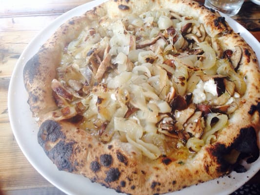 Brunetti Pizza by null