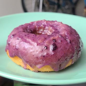 Yellow Light Coffee & Donuts - a purple donut on a green plate - Coffee & Tea Near Me - Detroit, Michigan