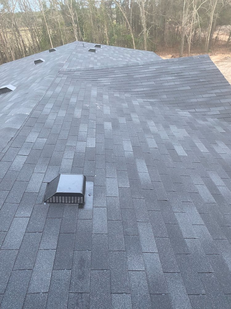 Slide of Noah Ready’s Roofing and Repair