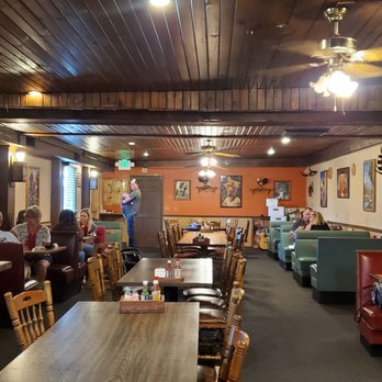 El Cielito Lindo - a child in a restaurant - Mexican Near Me - Rochester, Indiana El Cielito Lindo - a child in a restaurant - Mexican Near Me - Rochester, Indiana