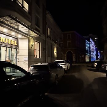 Best Western Hotel de la Bourse - IF you know get the right directions the luminaries, parking garage and Christmas markets are just a short walk. - Hotels Near Me - Mulhouse, 68