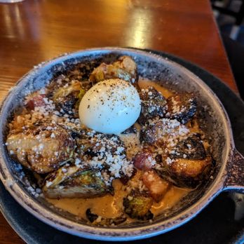 MULBERRY STREET TAVERN - Updated June 2024 - 145 Photos & 77 Reviews