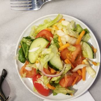 Café Valvet - Salad - Cafes Near Me - Sigtuna, Alberta
