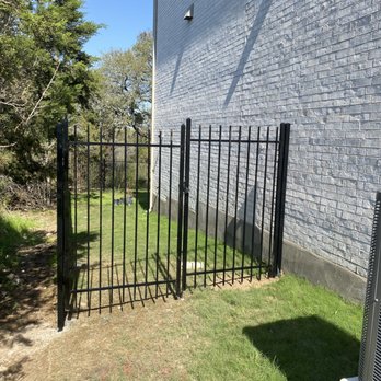 Morriss Fence Company - Fences & Gates Near Me - Buda, Texas Morriss Fence Company - Fences & Gates Near Me - Buda, Texas