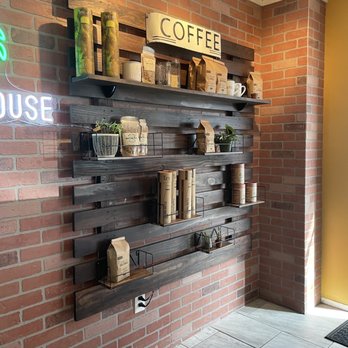 Botanical House - Coffee Roasteries Near Me - New Smyrna Beach, Florida