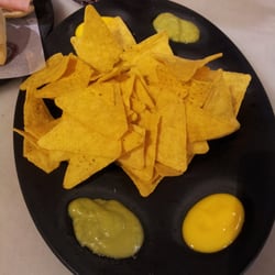 100 Montaditos - Nachos bien cargaditos!!