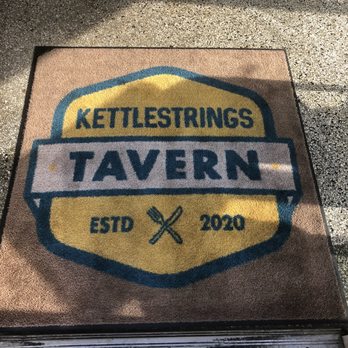 Kettlestrings Tavern - Bars Near Me - Oak Park, Illinois