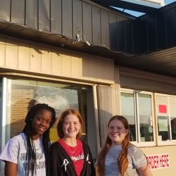 Tony's II Pizzeria - Happy customers