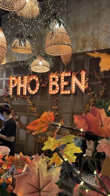 Pho Ben Houston - Heights by null