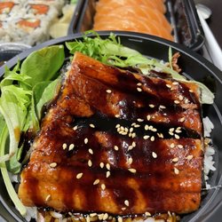 Yi Sushi - NBQ eel over rice
