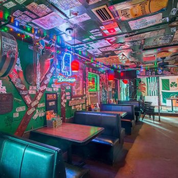 Celtic Irish Pub - Pubs Near Me - Pascagoula, Mississippi