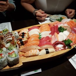 Sushi Boat