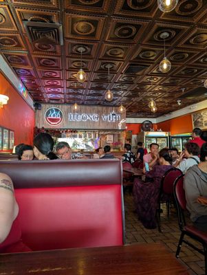 Huong Viet Restaurant by null