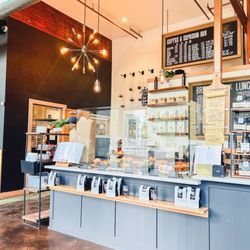 Coffee Plant Roaster - Cute interior