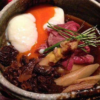 天空龍吟日本料理 - Sukiyaki "Kuroge Wagyu Beef Sirloin" with White Asparagus, Morel Mushroom, Onsen Tamago. - Japanese Near Me - Hong Kong, HK
